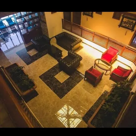 Star Hotel 2*