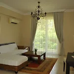 Star Hotel